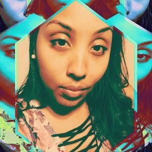 Meet your Posher, Ebony